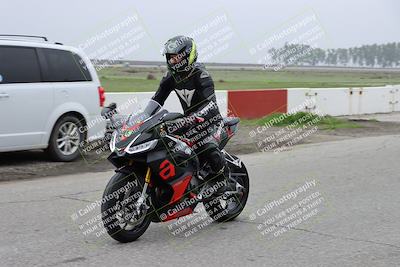 media/Nov-29-2025-TrackDaz (Sat) [[10ae2d9bce]]/Around the Pits/